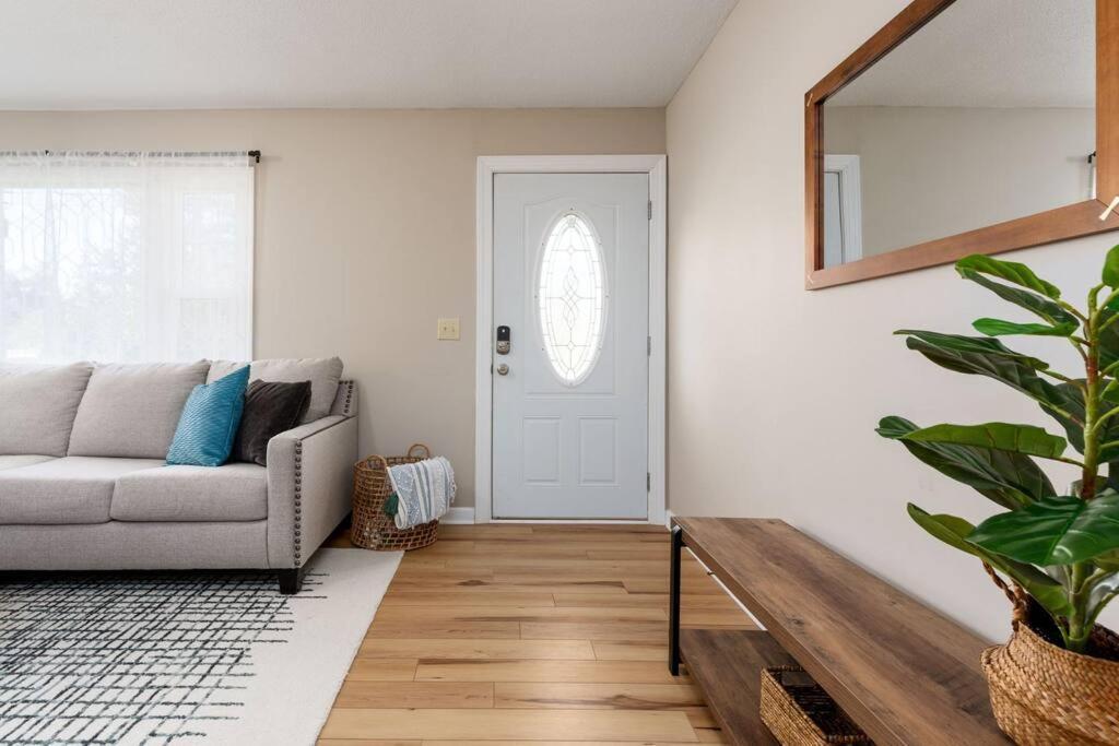 Serenity Beach House In Central Ilm W/ King Bed Wilmington Bagian luar foto
